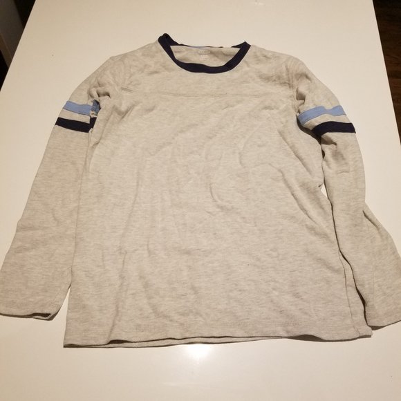 Old Navy Sweater - Picture 1 of 3